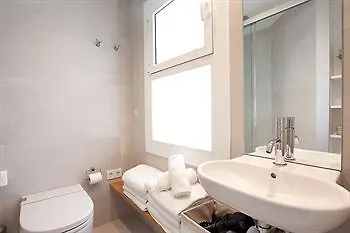 **** Otel Rent Top Apartments Rambla Catalunya Barselona İspanya